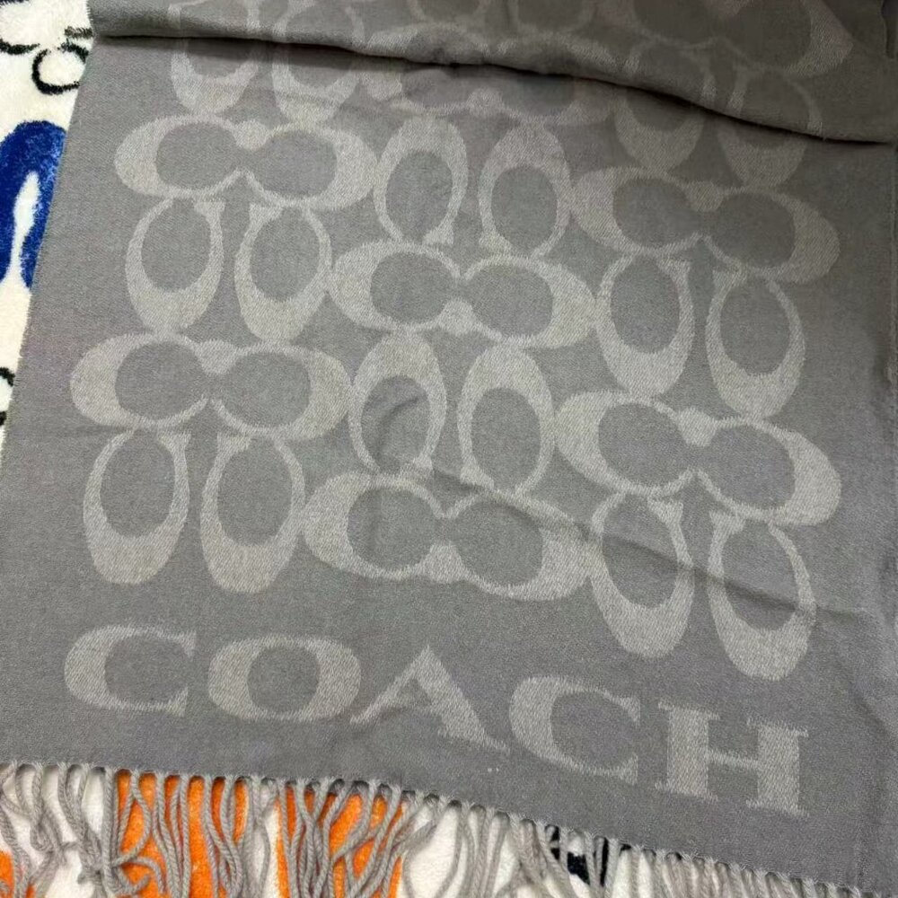 Coach Scarf - Picture 5 of 8